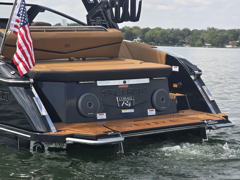 Slide: The Image of Cobalt R4 Surf 2026 - 7