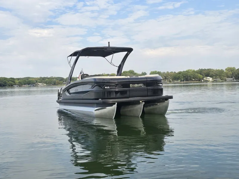 Slide: The Image of Barletta Reserve Leggera Rl23uca 2026 - 10