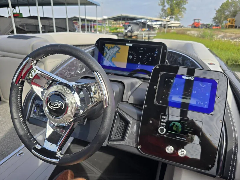 Slide: The Image of Barletta Reserve Leggera Rl23uca 2026 - 26