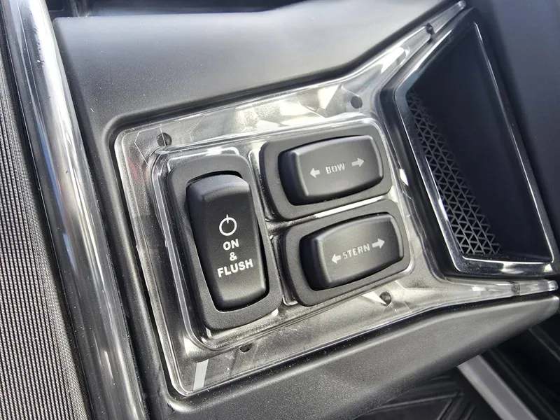 Slide: The Image of Barletta Reserve Leggera Rl23uca 2026 - 27