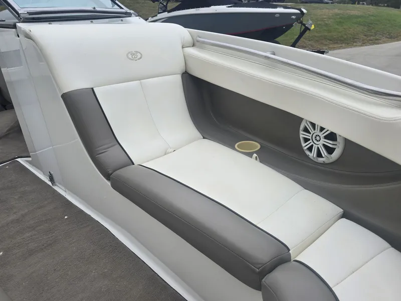 Slide: The Image of Cobalt 232 2001 - 12