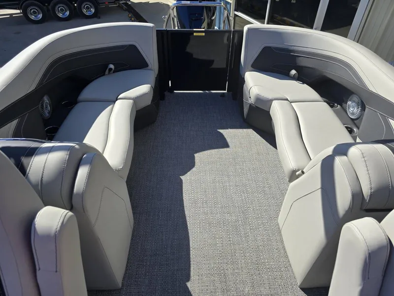 Slide: The Image of Barletta Cabrio 24QC 2026 - 22