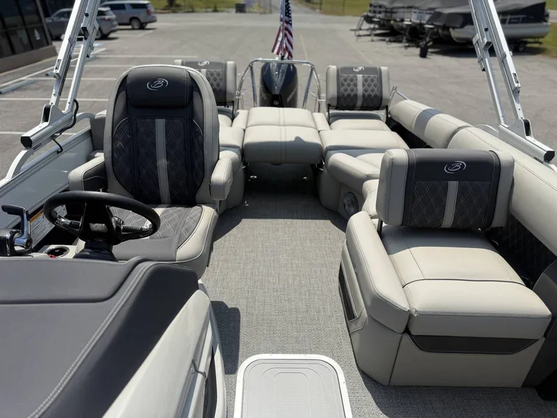 Slide: The Image of Barletta LUSSO L25M 2025 - 18