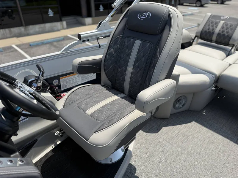 Slide: The Image of Barletta LUSSO L25M 2025 - 25