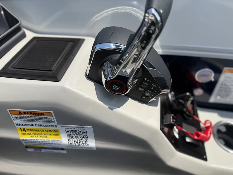 Slide: The Image of Barletta LUSSO L25M 2025 - 27