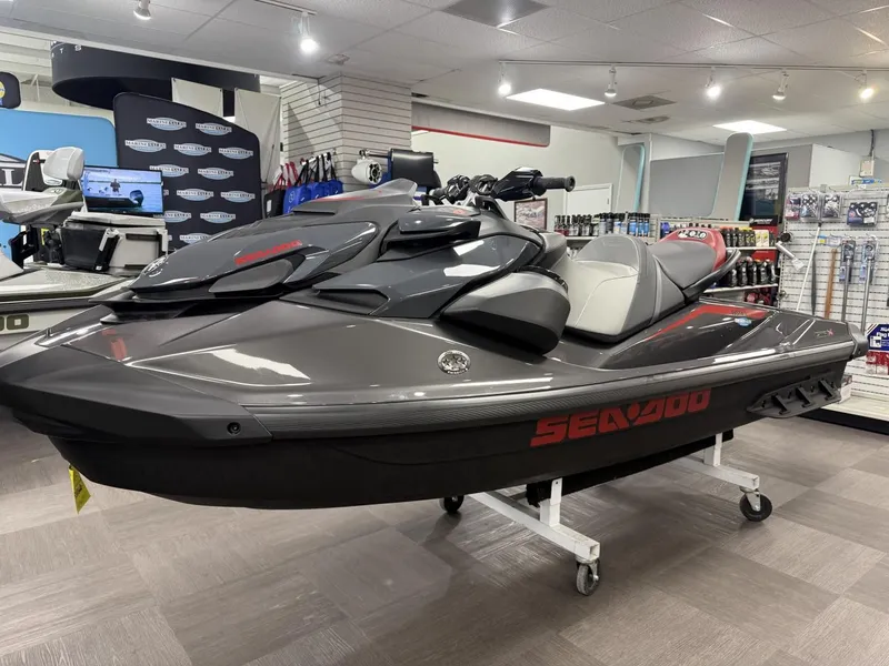 Slide: The Image of Sea-Doo 24sa - Gtr-x 300 W/snd 2025 - 16