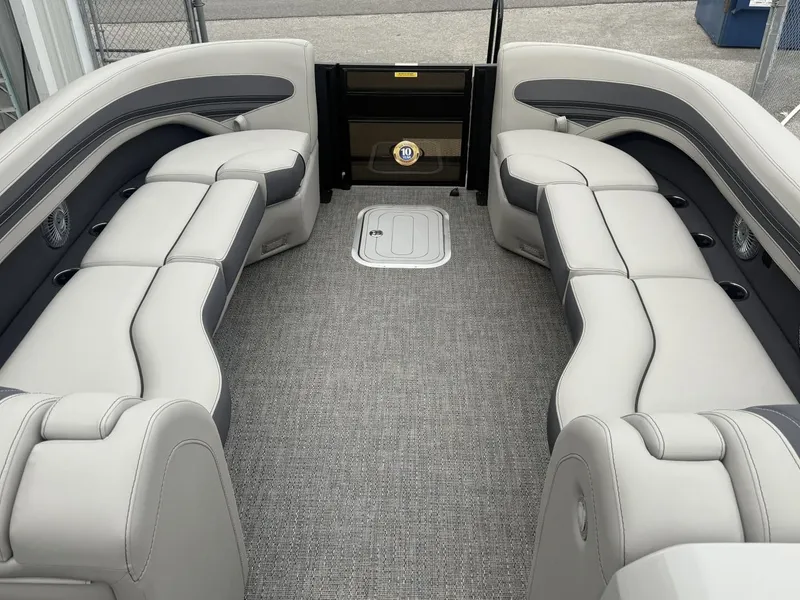 Slide: The Image of Barletta CORSA 25M 2025 - 12