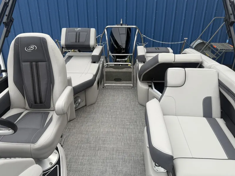 Slide: The Image of Barletta CORSA 25M 2025 - 24