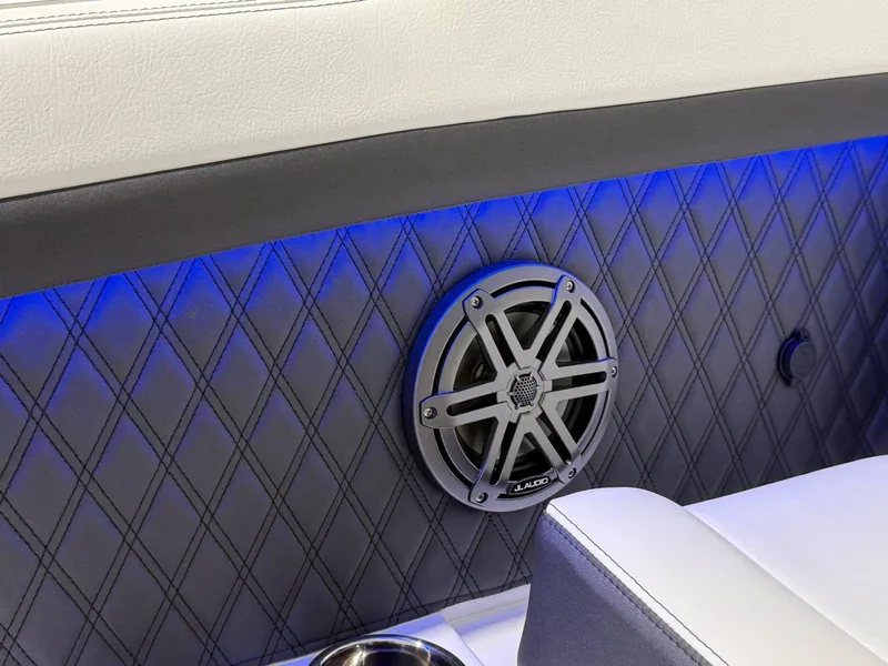 Slide: The Image of Cobalt R8 2025 - 12