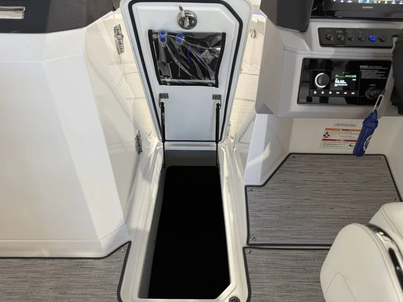 Slide: The Image of Cobalt R8 2025 - 18