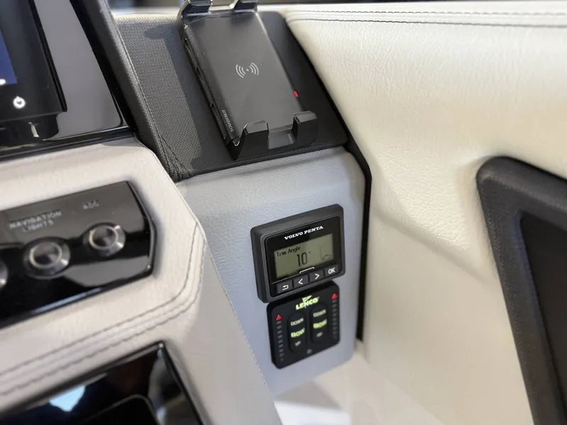 Slide: The Image of Cobalt R8 2025 - 35