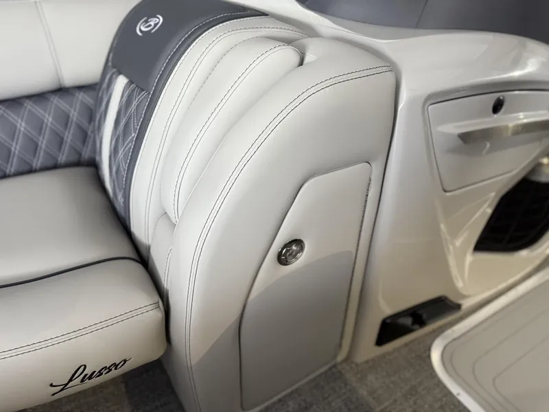 Slide: The Image of Barletta Lusso L23UC 2025 - 11