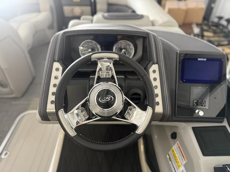 Slide: The Image of Barletta Lusso L23UC 2025 - 17