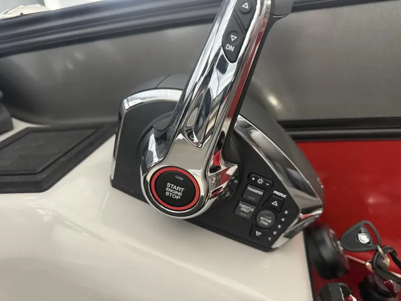 Slide: The Image of Barletta Lusso L23UC 2025 - 18