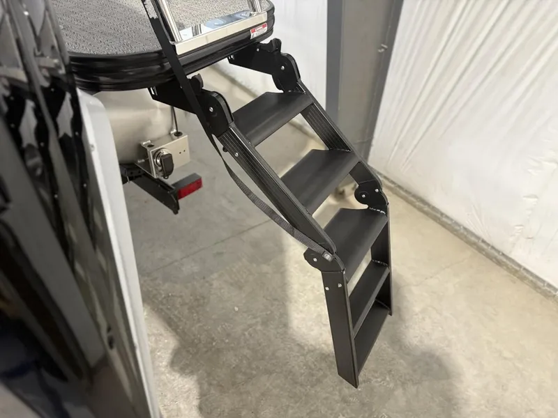 Slide: The Image of Barletta Lusso L23UC 2025 - 42