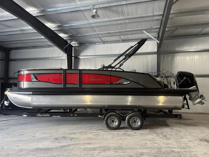 Slide: The Image of Barletta Lusso L23UC 2025 - 47