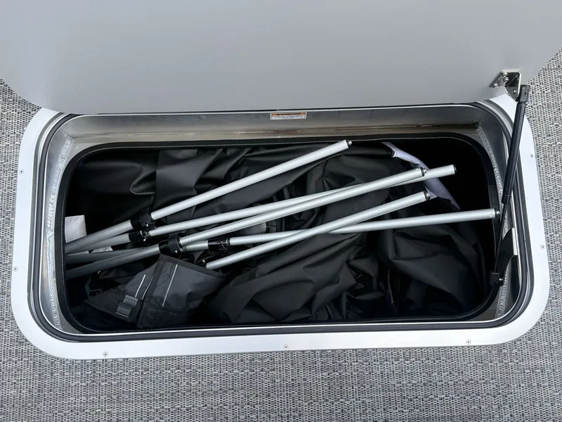 Slide: The Image of Barletta Cabrio C22QC 2025 - 23