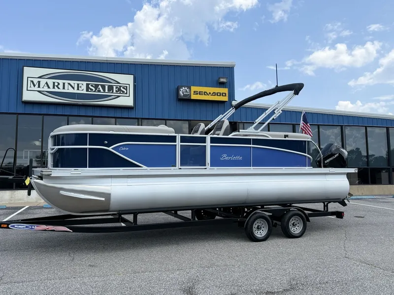 Slide: The Image of Barletta Cabrio C22QC 2025 - 38