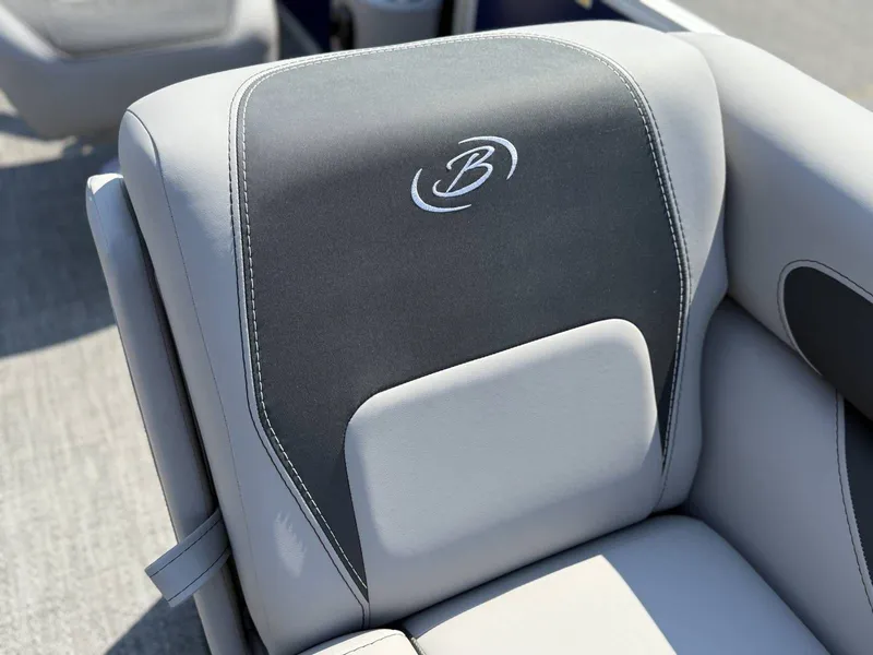 Slide: The Image of Barletta Aria A24UC 2026 - 12