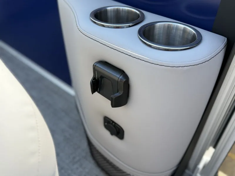 Slide: The Image of Barletta Aria A24UC 2026 - 18