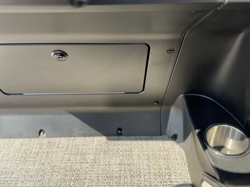 Slide: The Image of Barletta Aria A24UC 2026 - 21