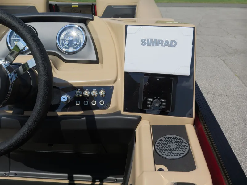 Slide: The Image of Barletta CABRIO C24UC 2026 - 16