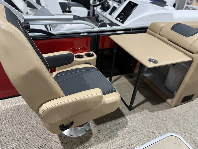 Slide: The Image of Barletta CABRIO C24UC 2026 - 22