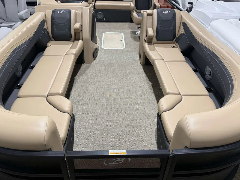 Slide: The Image of Barletta CABRIO C24UC 2026 - 5