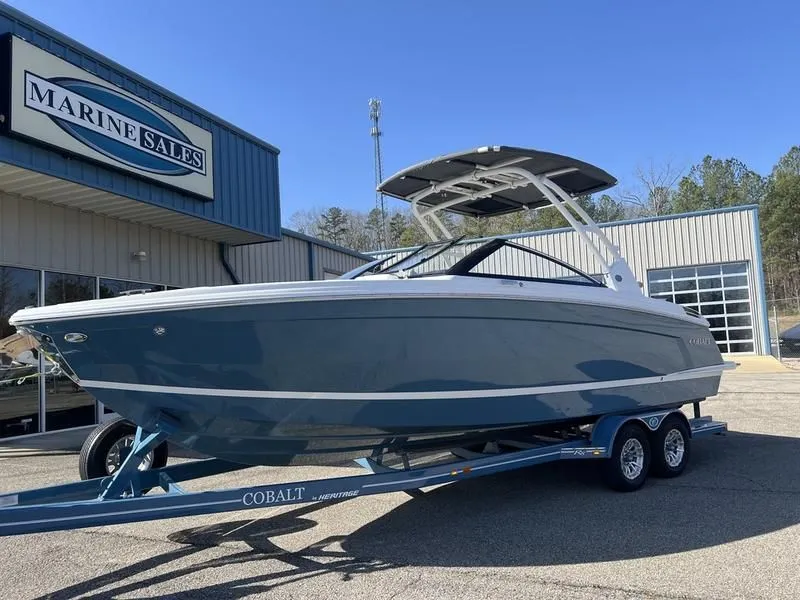 Slide: The Image of Cobalt R8 2024 - 3