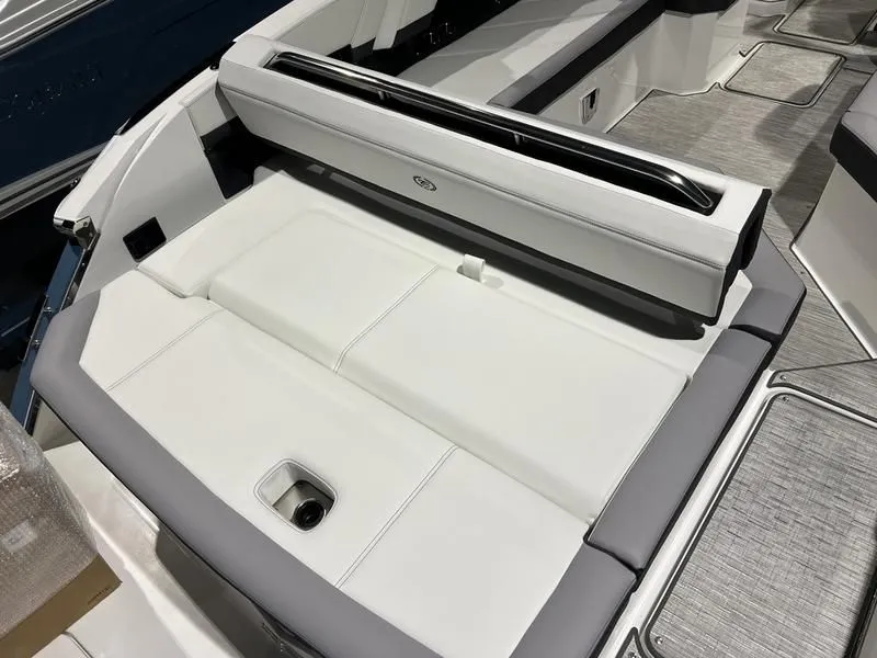 Slide: The Image of Cobalt R8 2024 - 6