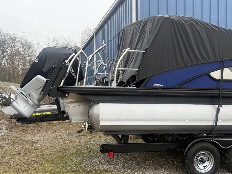 Slide: The Image of Barletta Lusso L23U 2026 - 10