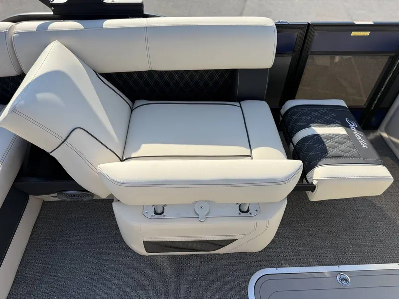 Slide: The Image of Barletta Lusso L23U 2026 - 20