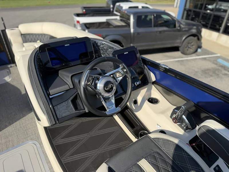 Slide: The Image of Barletta Lusso L23U 2026 - 22