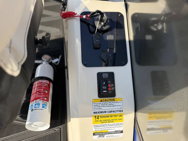 Slide: The Image of Barletta Lusso L23U 2026 - 26