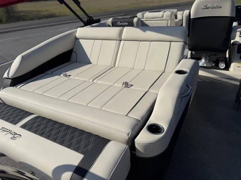 Slide: The Image of Barletta Lusso L23U 2026 - 31