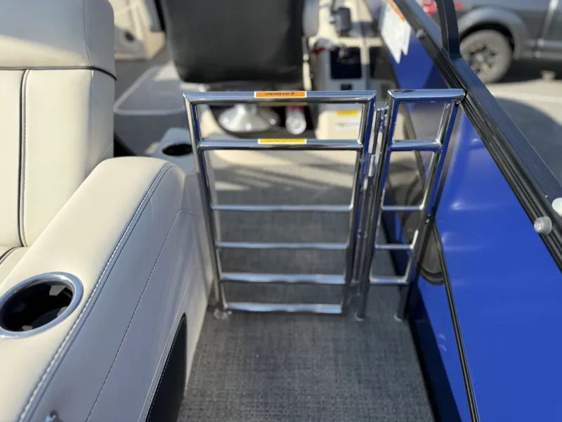 Slide: The Image of Barletta Lusso L23U 2026 - 33