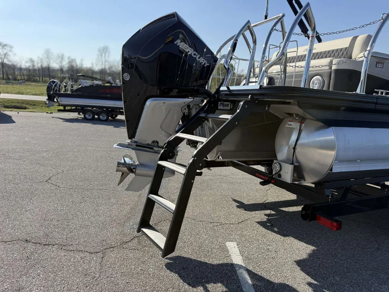 Slide: The Image of Barletta Lusso L23U 2026 - 36