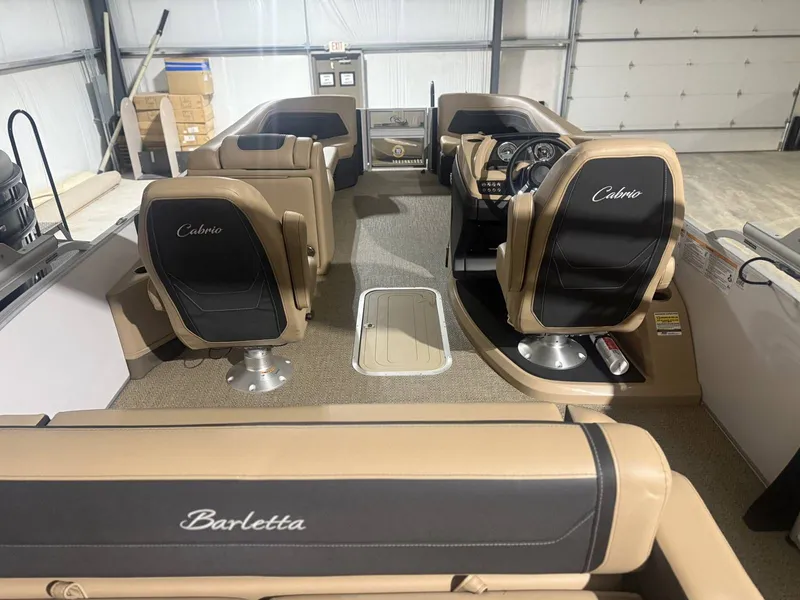 Slide: The Image of Barletta CABRIO C24UC 2026 - 22