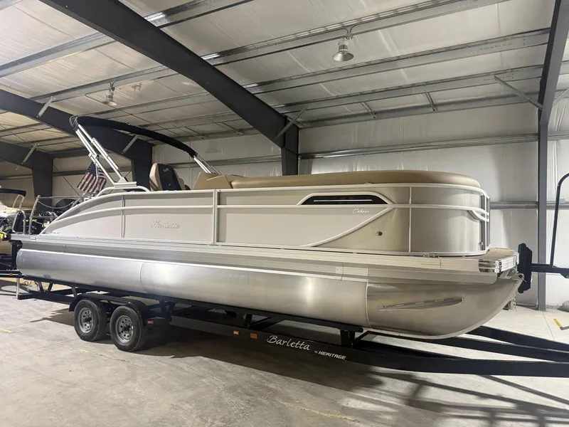 Slide: The Image of Barletta CABRIO C24UC 2026 - 32