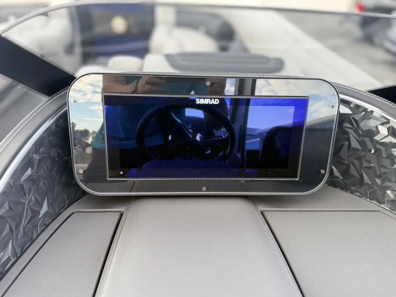 Slide: The Image of Barletta Lusso L25UCA 2026 - 25