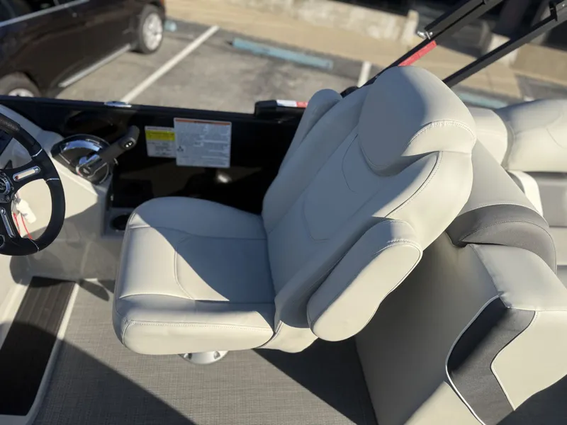 Slide: The Image of Sylvan Mirage X3 2024 - 12