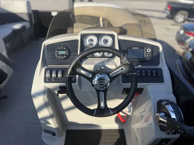 Slide: The Image of Sylvan Mirage X3 2024 - 17