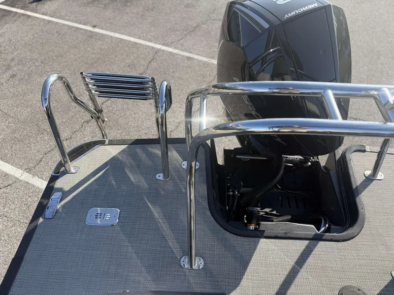 Slide: The Image of Sylvan Mirage X3 2024 - 25