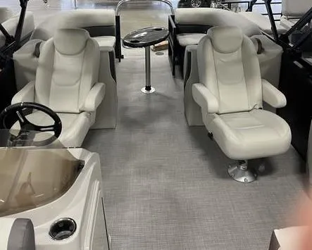 Slide: The Image of Sylvan Mirage X3 2024 - 6