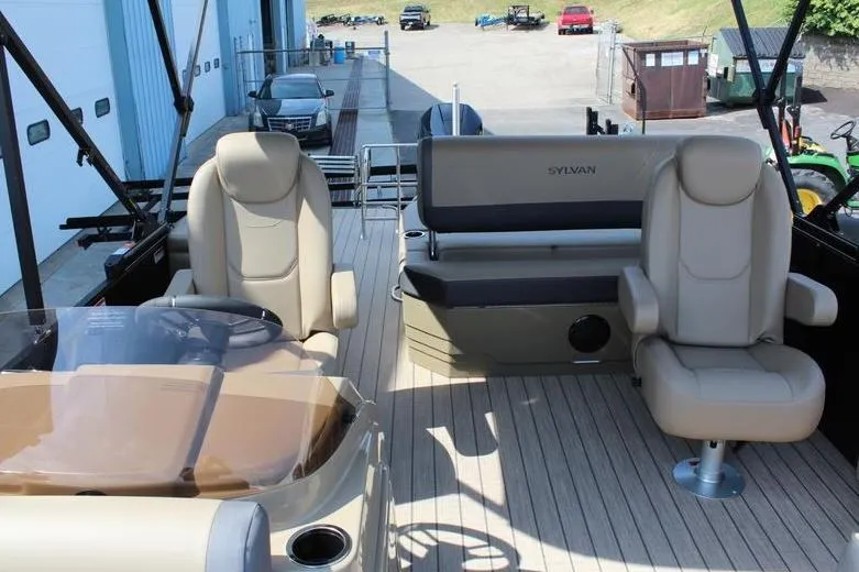 Slide: The Image of Sylvan Mirage X3 2025 - 19