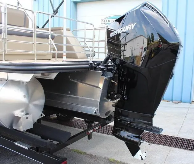 Slide: The Image of Sylvan Mirage X3 2025 - 8