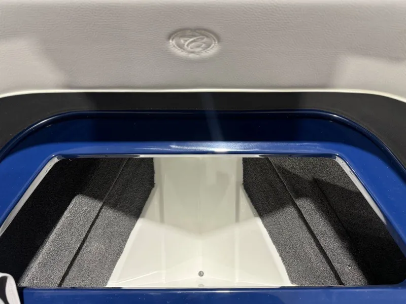 Slide: The Image of Cobalt R8 Surf 2026 - 18