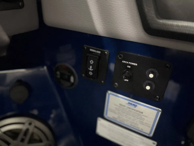 Slide: The Image of Cobalt R8 Surf 2026 - 24