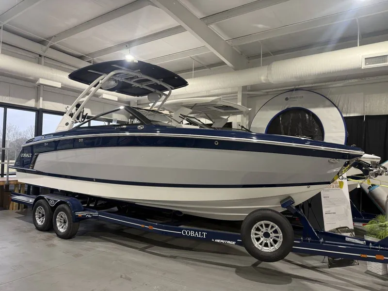 Slide: The Image of Cobalt R8 Surf 2026 - 51