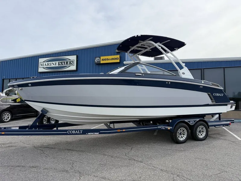 Slide: The Image of Cobalt R8 Surf 2026 - 7